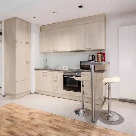 Chill Wola Center * ワルシャワ