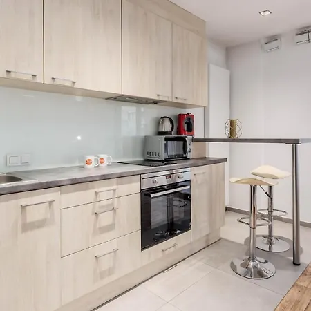 アパート Chill Wola Center ワルシャワ