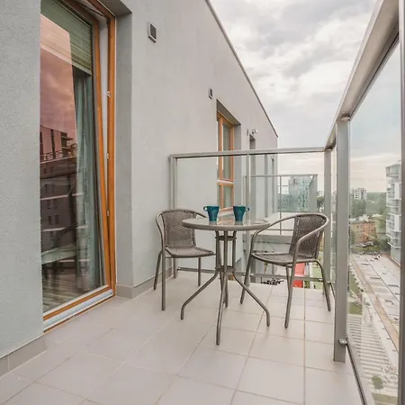Chill Wola Center Apartman Varsó