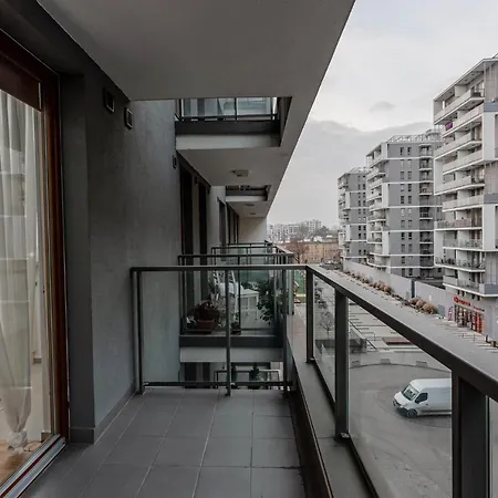 Chill Wola Center * Varsovia