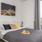 Chill Wola Center Apartment